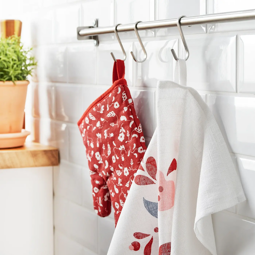 IKEA INAMARIA oven glove, patterned/red