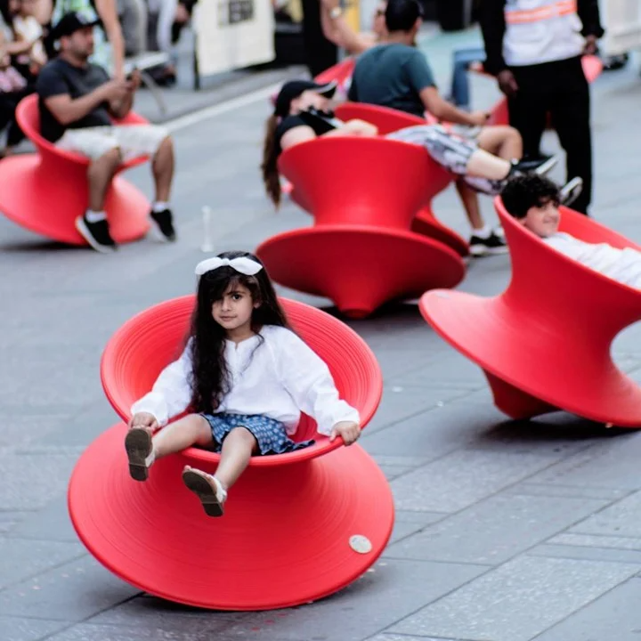 CHAZE MAGIS Spun Chair ( Red )