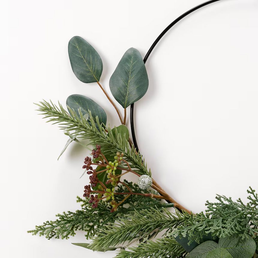 IKEA VINTERFINT Artificial half wreath, in/outdoor green, 45 cm