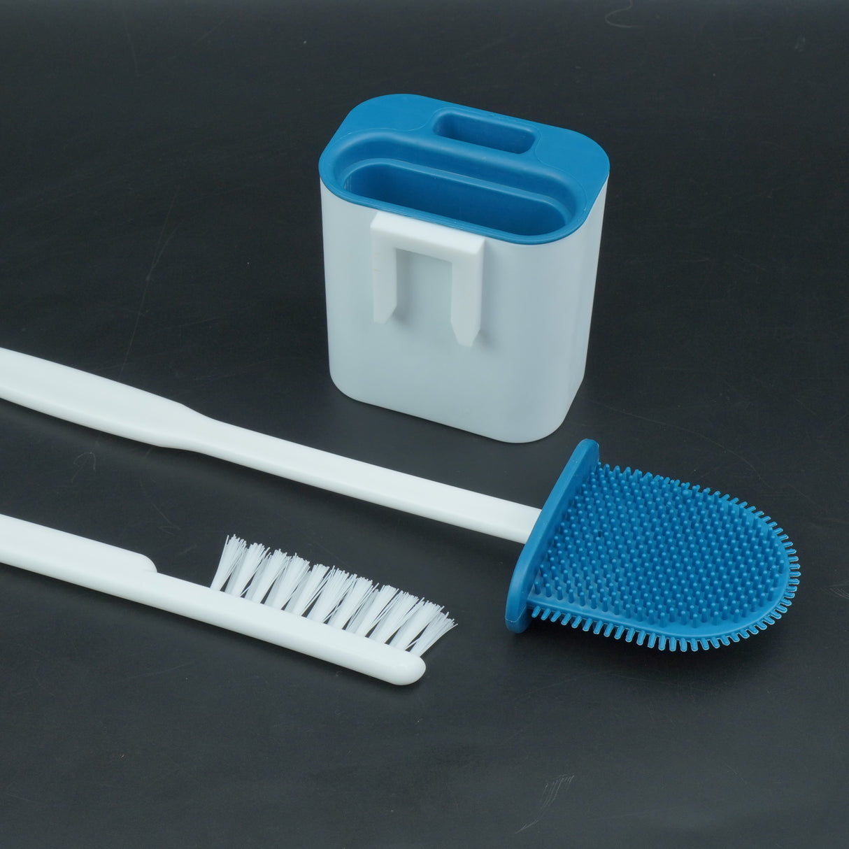 CHAZE STANJEI, Toilet Brush set of 2 with stand (Blue)