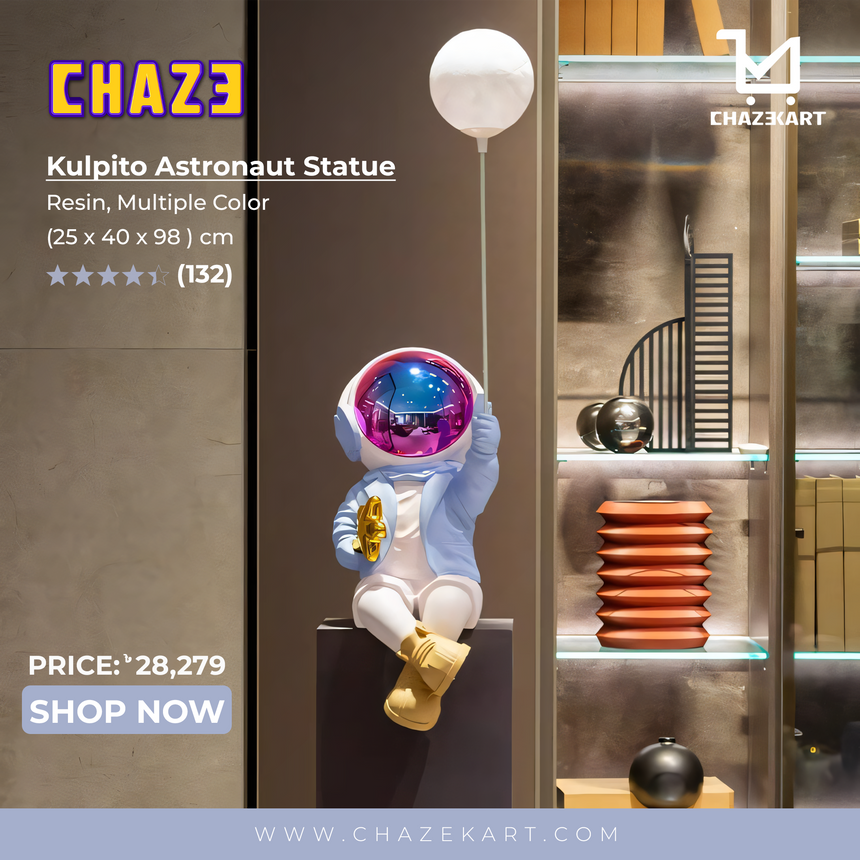 Chaze Kulpito Astronaut statue