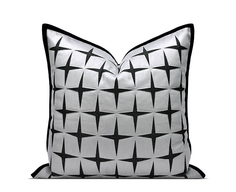 Chaze Skalvik, Luxury Pillow