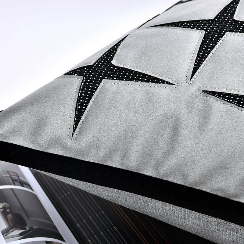 Chaze Skalvik, Luxury Pillow