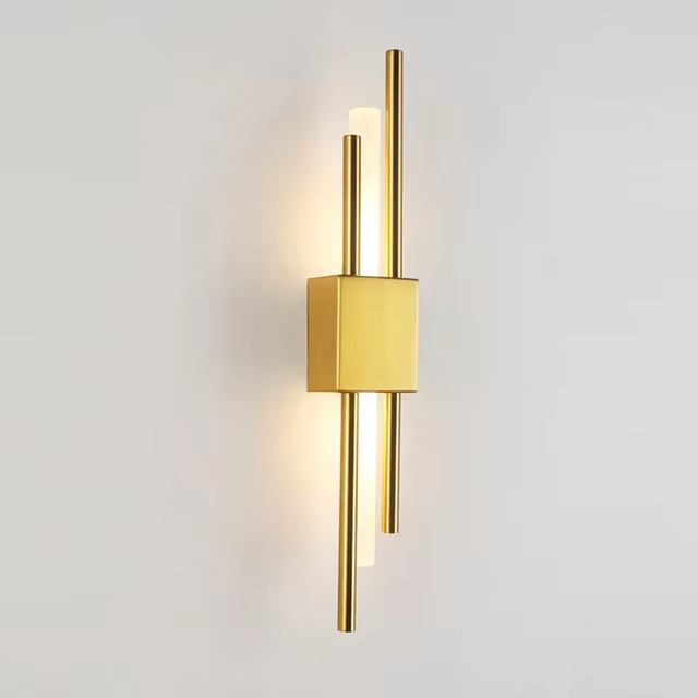 Chaze Harlund, Wall Bracket Light 7x8x50 cm